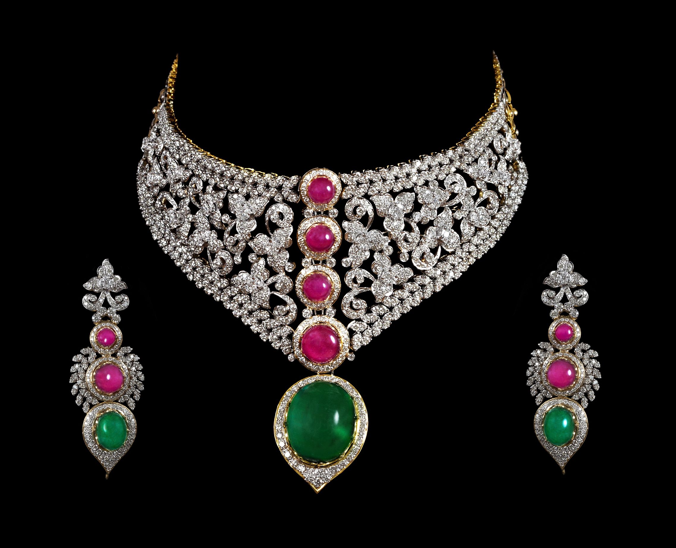 Why you should Buy Old Jewelry Beverly Hills