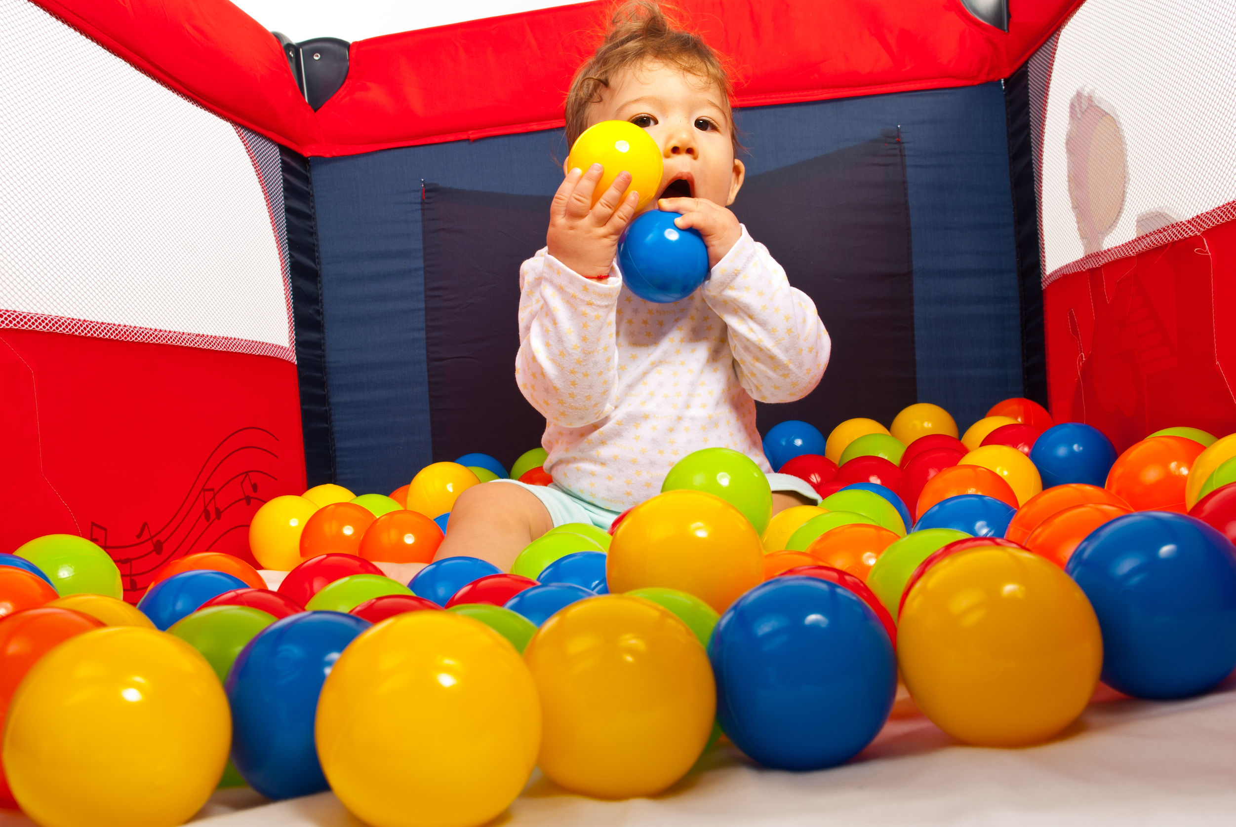 How to Make the Most of a Baby Playard Set in Green Bay, WI